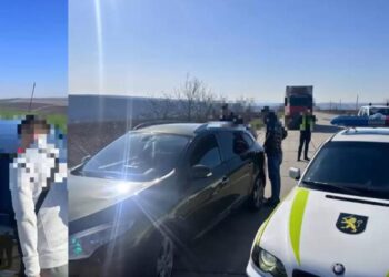 Patru tineri, printre care o minoră, reținuți pentru șantaj și răpire în Chișinău