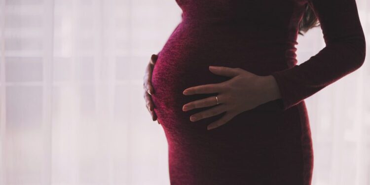 Tânăr din Florești, condamnat pentru întreținerea de relații sexuale cu o minoră de 14 ani