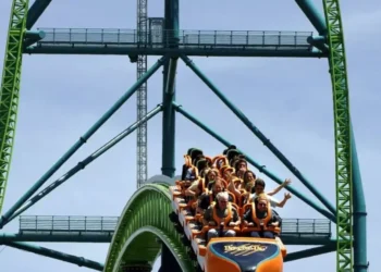 Kingda Ka, demolat după 20 de ani de performanță uimitoare