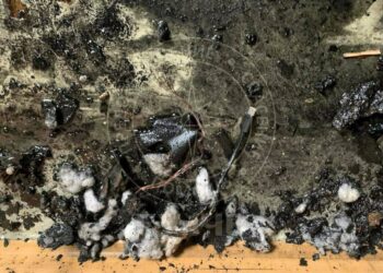 Un pensionar din Slobozia a murit într-un incendiu provocat de un cablu de încărcător deteriorat