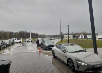 Aglomerație la ieșirea din țară prin PTF Sculeni