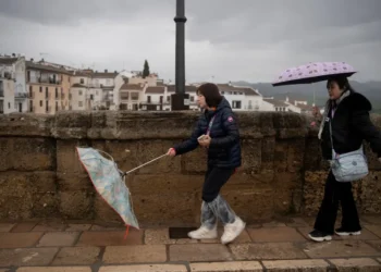 Spania, lovită de furtuna Laurence. Inundații de proporții în Andaluzia și perturbări ale traficului feroviar