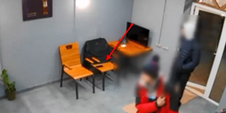 Doi bărbați reținuți după ce au furat un telefon și produse alimentare dintr-un magazin din Chișinău