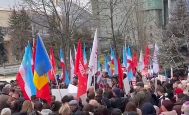 O nouă ședință, încă un mandat de arest, încă un protest. Ce a decis instanța?
