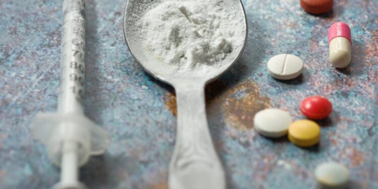 Traficanți de droguri din Chișinău, condamnați la până la 13 ani de închisoare