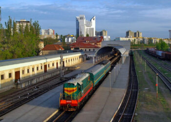 Demisii în masă la Căile Ferate: Alți 800 de angajați urmează să fie eliberați până la sfârșitul lunii aprilie | VIDEO