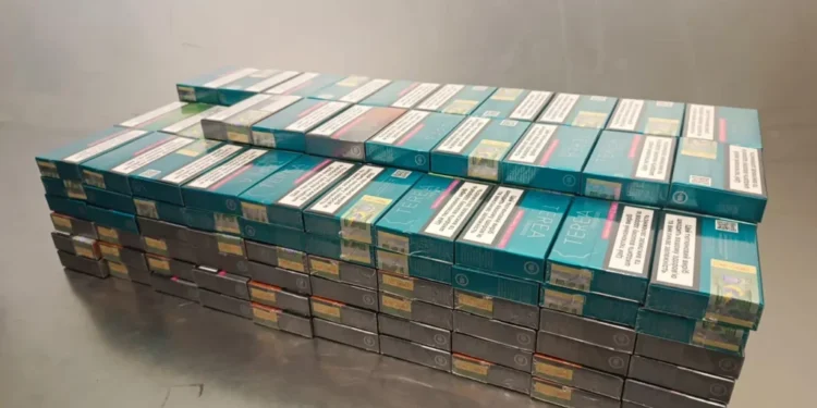 Bărbat prins cu 198 de pachete de tutun nedeclarat la Aeroportul Internațional Chișinău