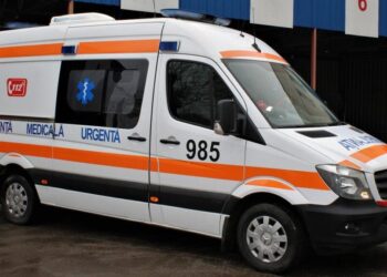 Tânăr în stare gravă după ce s-a aruncat de la etajul 5, în urma unei cerți cu iubita