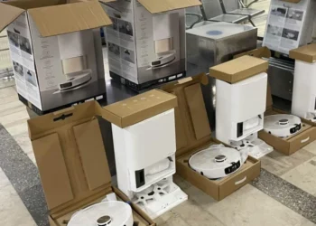 Trei moldoveni riscă sancțiuni pentru bunuri nedeclarate la vama Leușeni