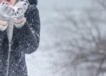 Cer înnorat și temperaturi scăzute: prognoza meteo pentru astăzi