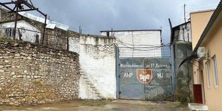 Liderul grupǎrii Iujnaia, Alexandru Sinigur, reținut de INI, dupǎ ce sǎptǎmâna trecută a fost eliberat din Penitenciarul NR.17 Rezina