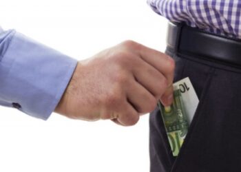 Reformă sau mită? Salariile membrilor din comisia de vetting provoacă nedumerire