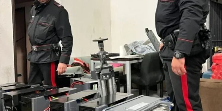 Moldovean reținut în Italia pentru furtul de echipamente de construcții de 120.000 de euro